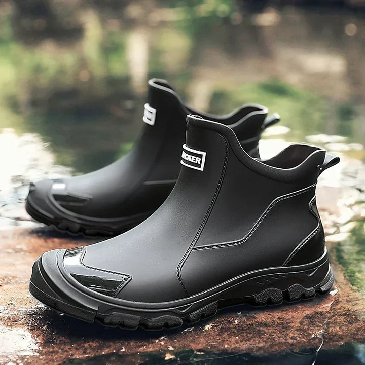 Black Women's Cowboy Boots for Everyday Wear in Black