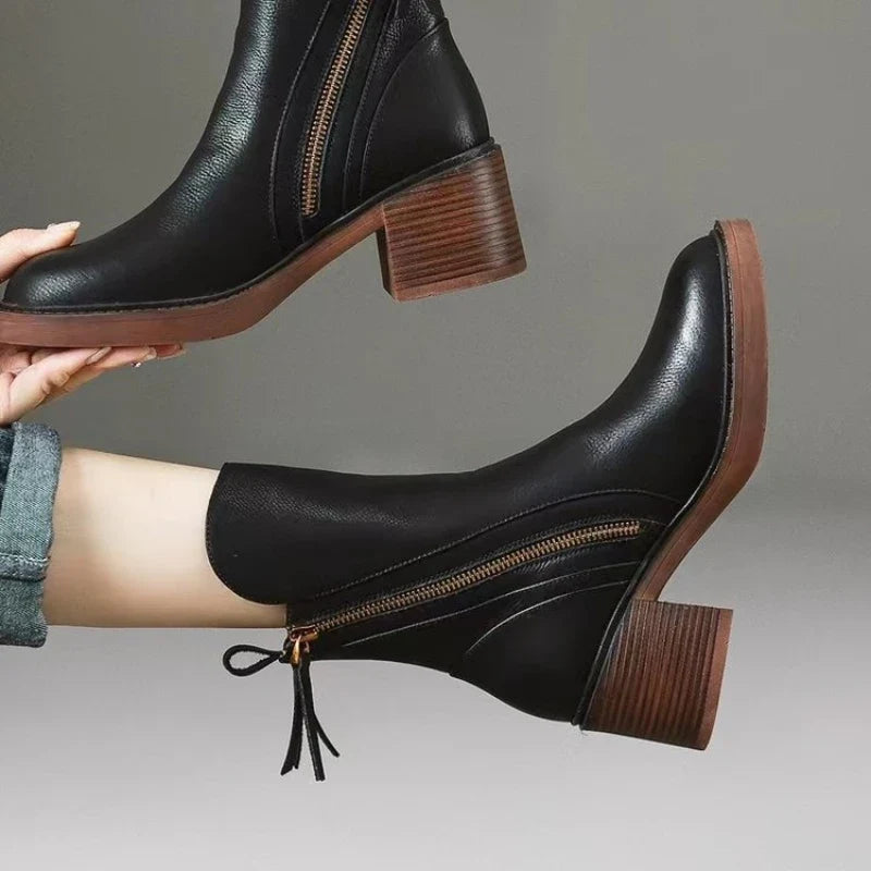 Comfortable Women's Ankle Boots in Premium Leather (9)