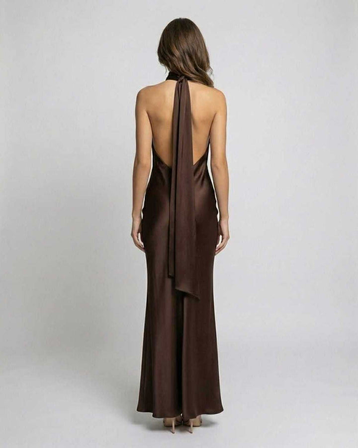 Damska satynowa sukienka halter maxi (2)