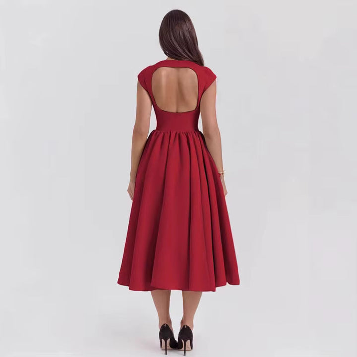 Damska sukienka midi na wesele z eleganckimi karczkami i strukturalnym krojem (7)
