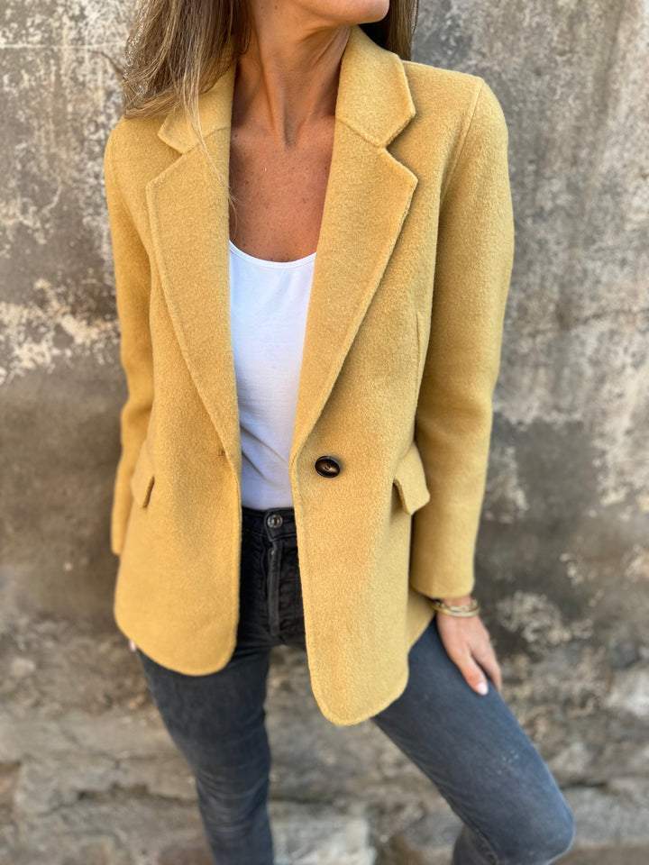 Damski Elegancki Blazer na Każdą Okazję w kolorze Żółty