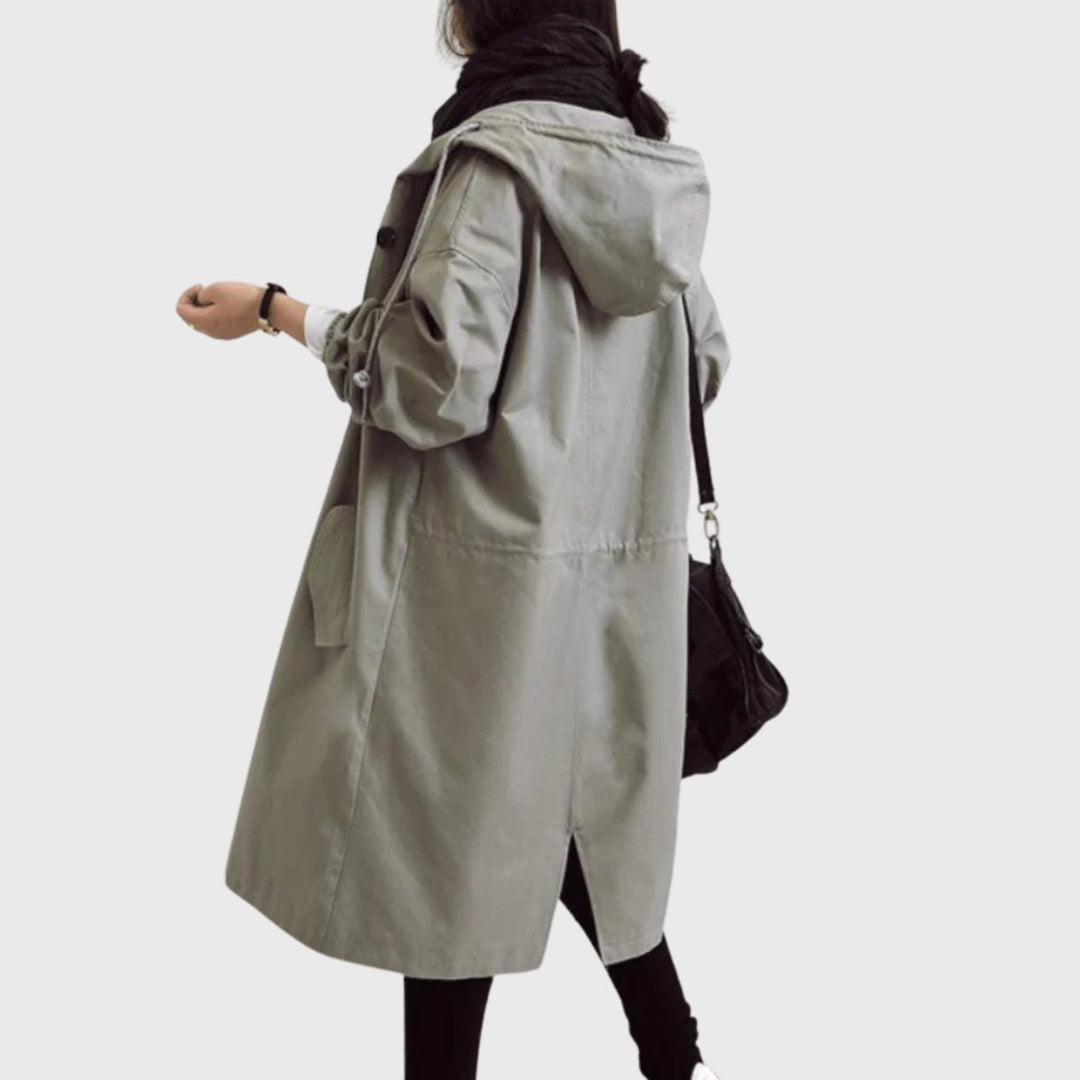 Damski elegancki trenchcoat midi z kapturem (7)