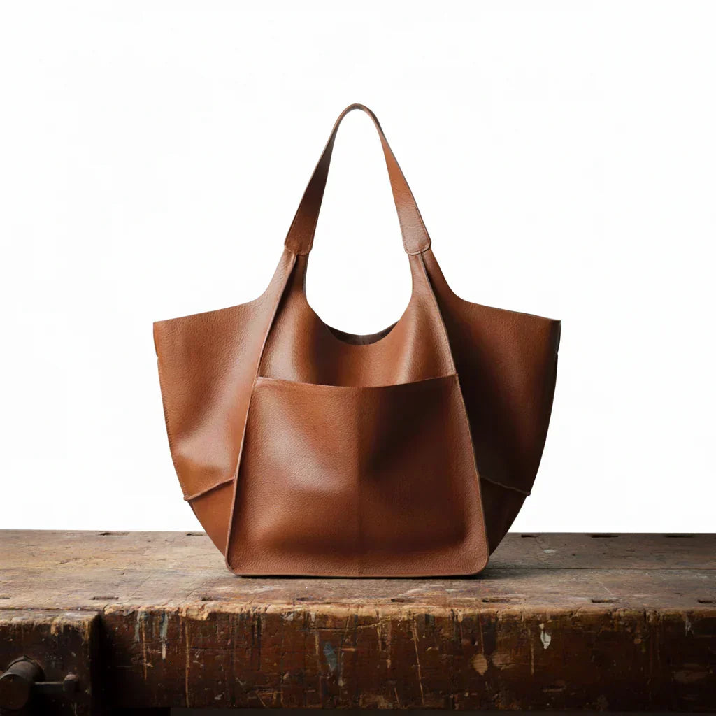Elegant Everyday Tote Bag in Vintage Leather in Light Brown