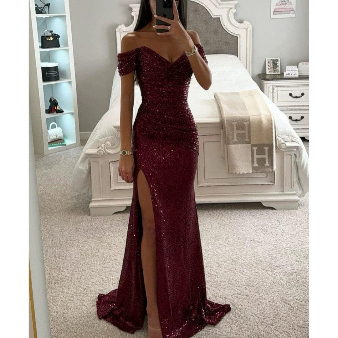 Evening Dress with Shimmering Sequins Lune w kolorze Bordowy