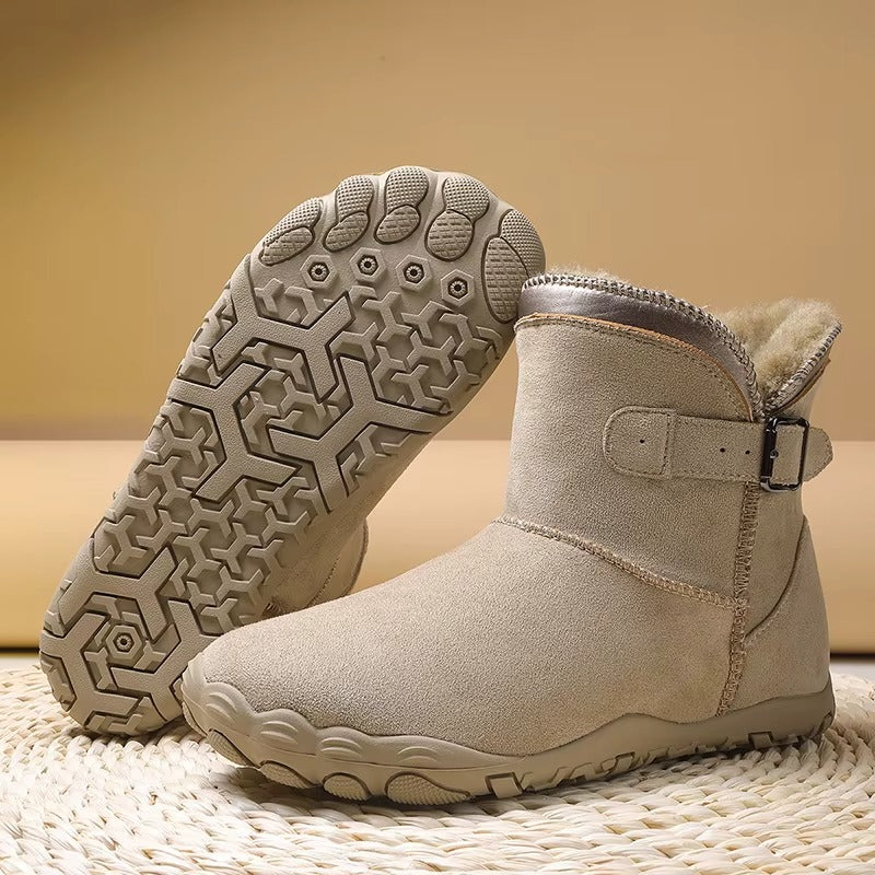 Fleece-Lined Women's Cowboy Boots for Winter in Sandstone Beige