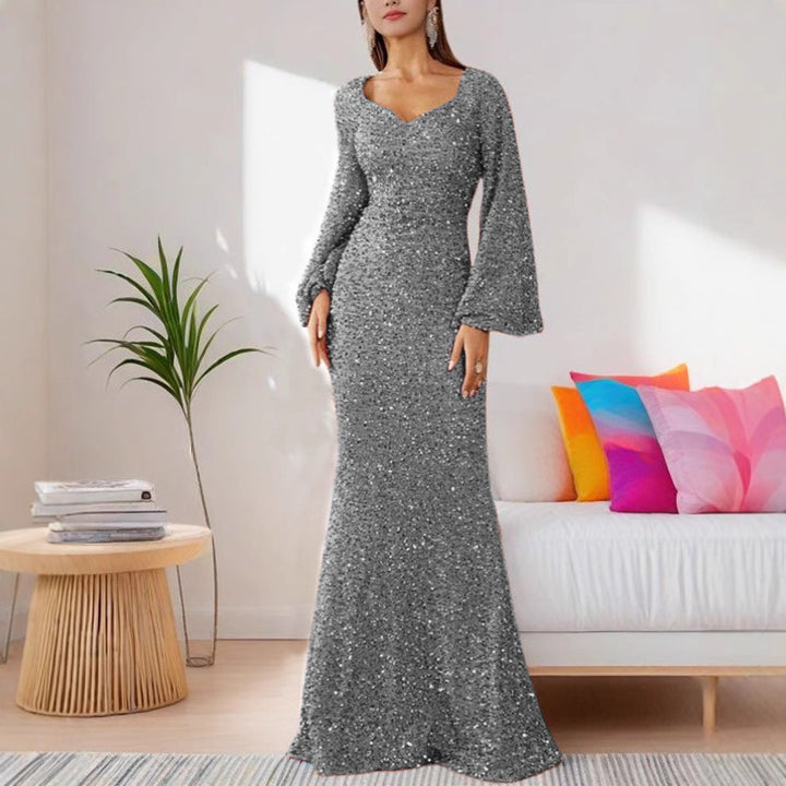 Emilia | Damska sukienka wieczorowa maxi z cekinami i rękawami typu trąbka foto 4