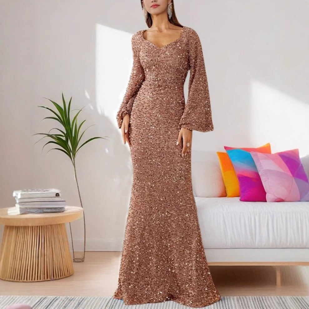 Emilia | Damska sukienka wieczorowa maxi z cekinami i rękawami typu trąbka foto 6