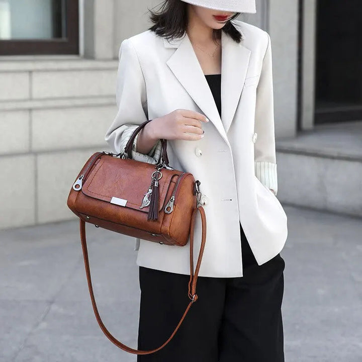 Leather Backpack for Women, Retro Style (2)