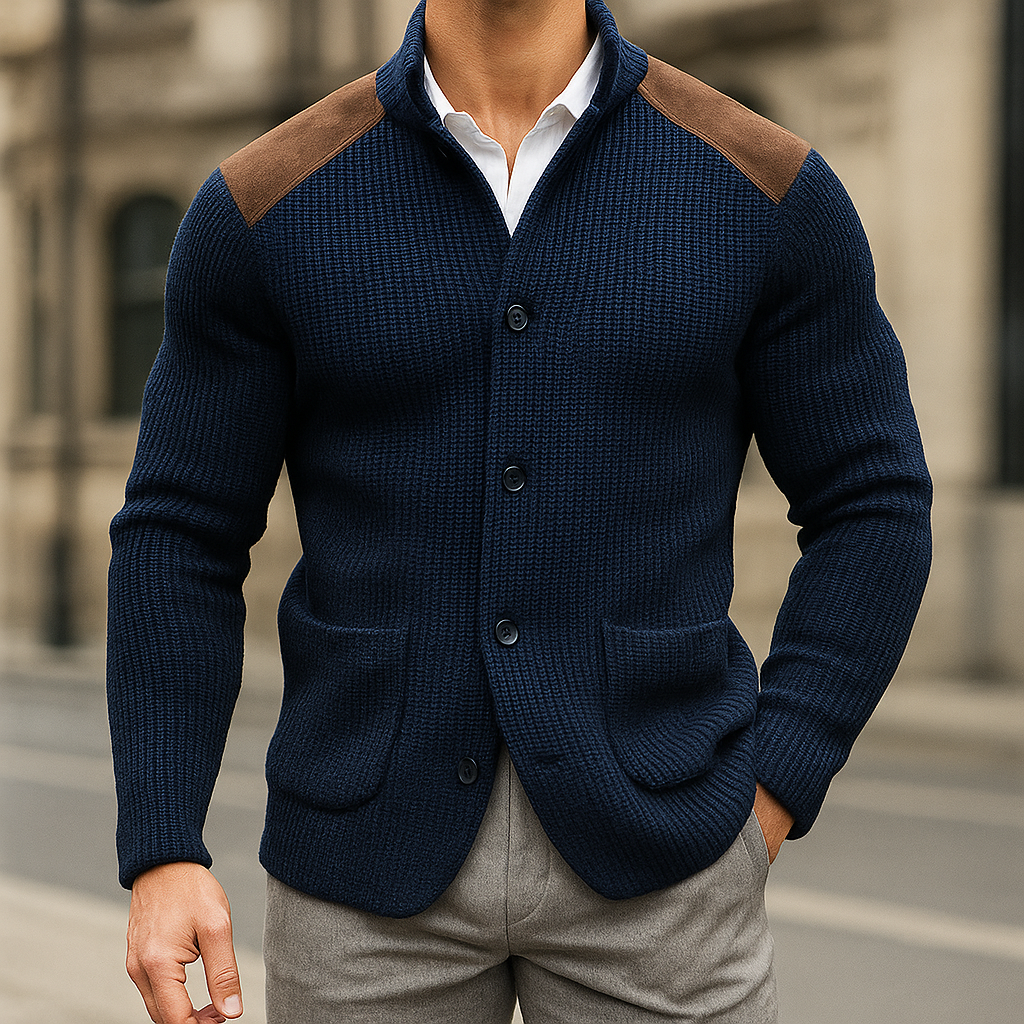 Men's Christmas Jumper with Refined Shoulders in Navy