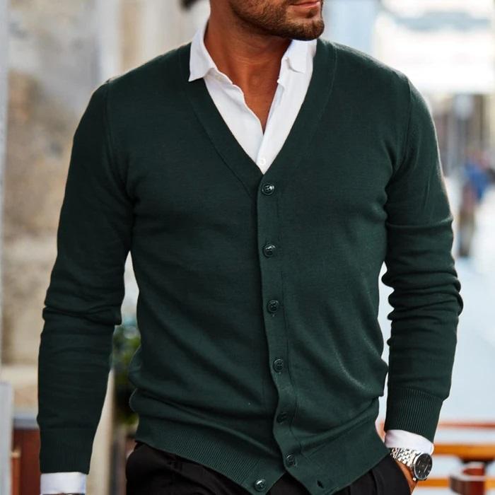 Men's Christmas Sweater with Comfortable Autumn Layering in Dark Green