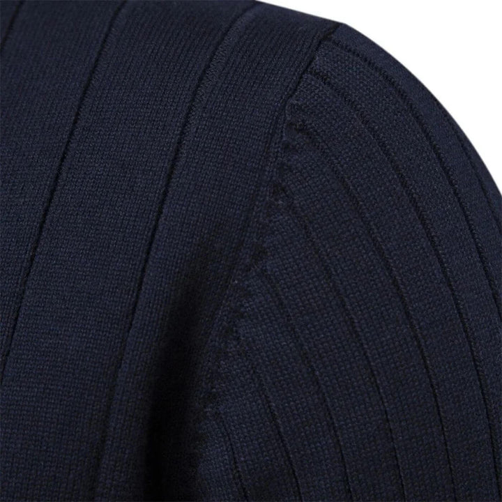 Men's Christmas Sweater with Structured Fit (7)