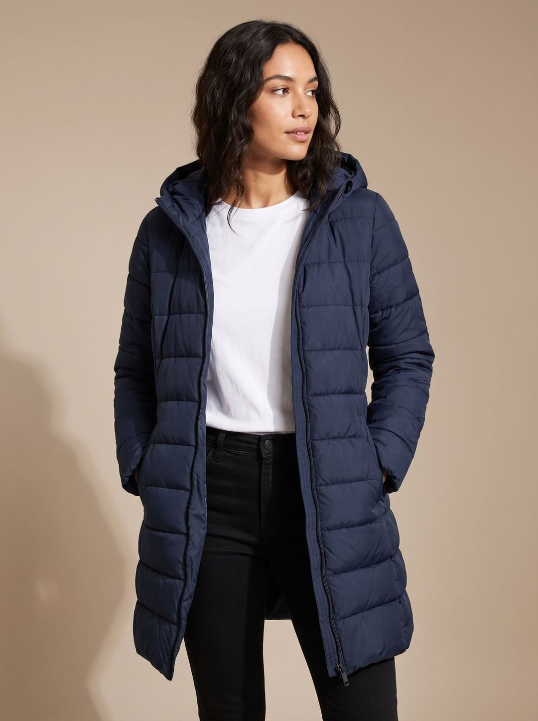 Quilted women's long puffer coat with hood (3)
