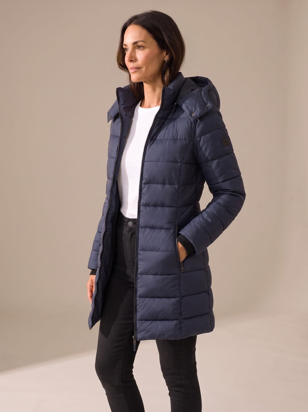 Quilted women's long puffer coat with hood in Navy