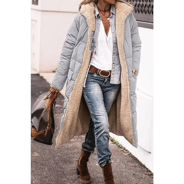 Sherpa-Lined Women's Puffer Jacket for Winter in Grey