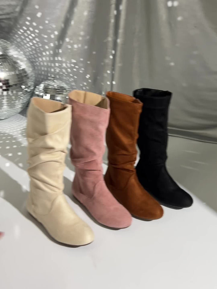 Slouched Black Cowboy Boots For Women (14)
