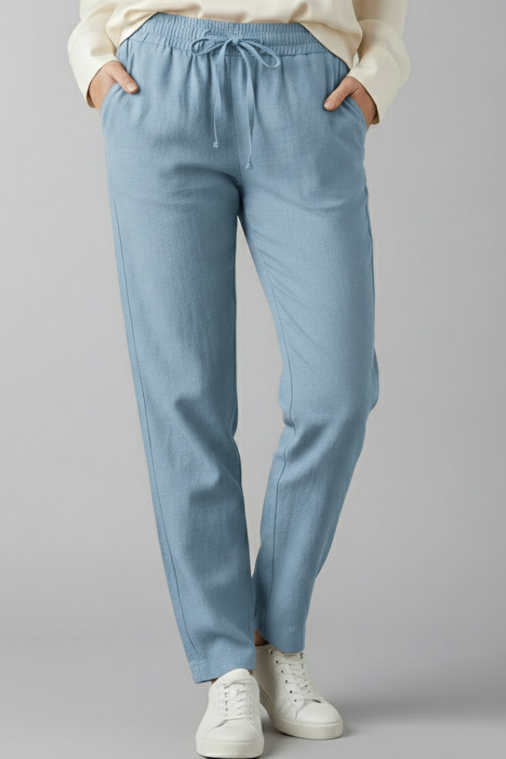 Women's Baggy Jeans Ankle Trousers with Pockets in Powder Blue