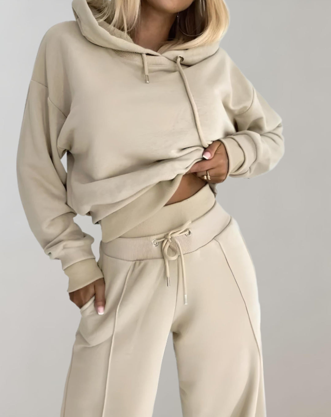 Women's Baggy Tracksuit Pants with Drawstring Hoodie in Beige