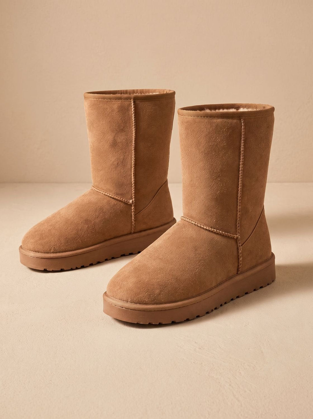 Women's Black Cowboy Boots with Sherpa Lining (3)