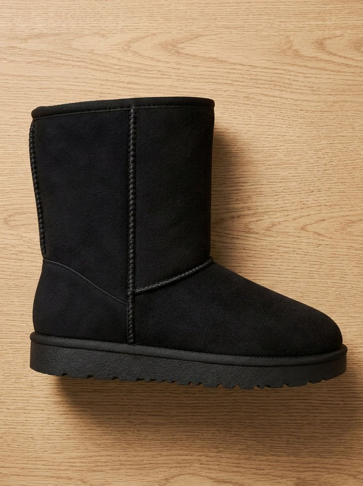 Women's Black Cowboy Boots with Sherpa Lining in Black