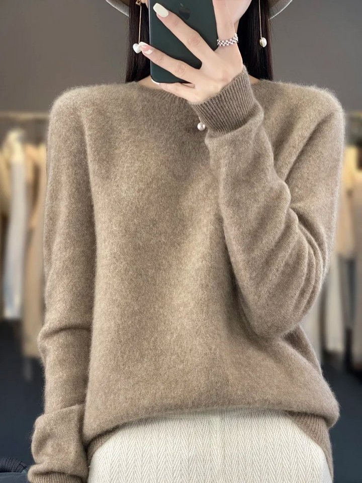 Women's Black Elegant Knit Jumper
