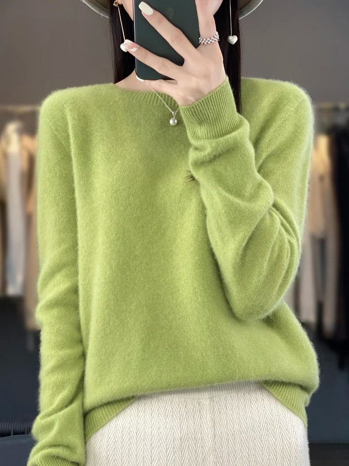 Women's Black Elegant Knit Jumper (4)