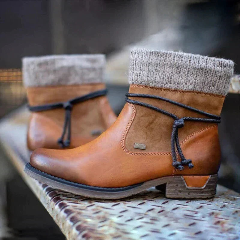 Women's Black Vintage-Inspired Ankle Boots for Autumn in Brown