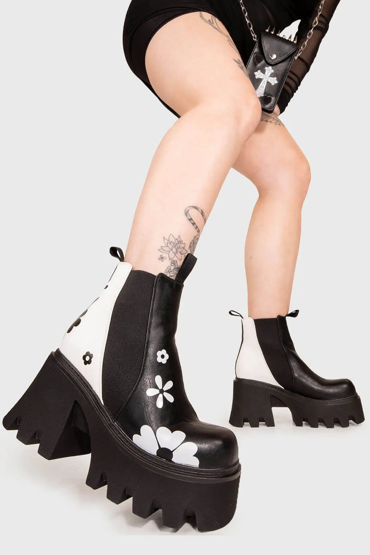 Women's Bold Contrasting Chunky Platform Ankle Boots