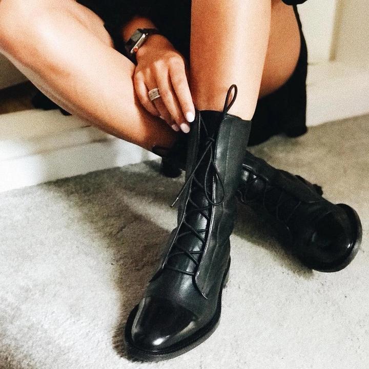 Women's Brown Boots with Lace-Up Ankle Design (10)