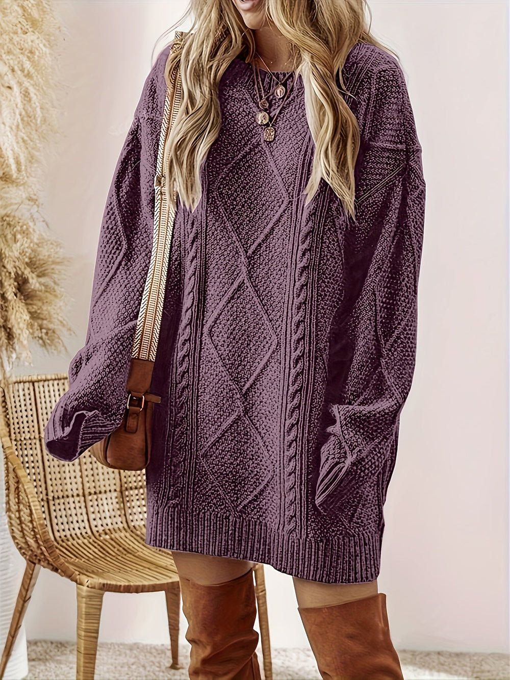 Women's Cable-Knit Midi Dress for Autumn (2)