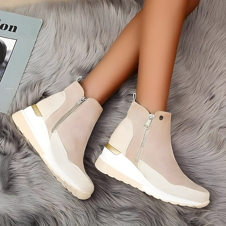 Women's Chelsea Boots for Everyday Comfort (4)