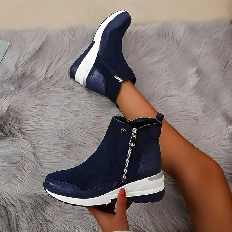Women's Chelsea Boots for Everyday Comfort in Blue