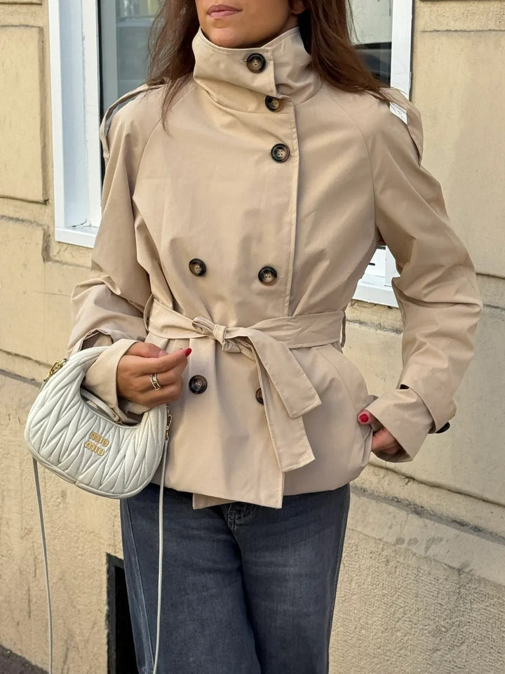 Women's Coat for Elegant Autumn Days in Light brown