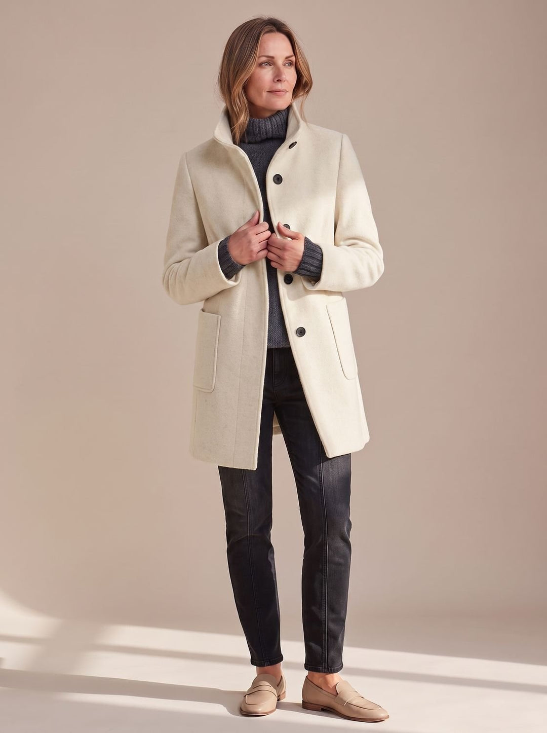 Women's Coat with Tailored Midi Fit in Apricot
