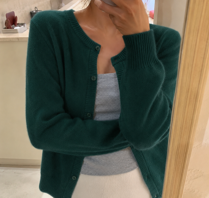 Women's Cosy Knit Sweater for Autumn Layering in Dark Green