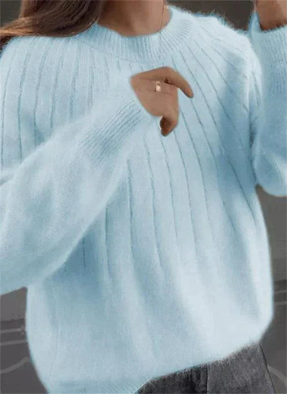 Women's Elegant Cashmere Sweater for Autumn in Light Blue