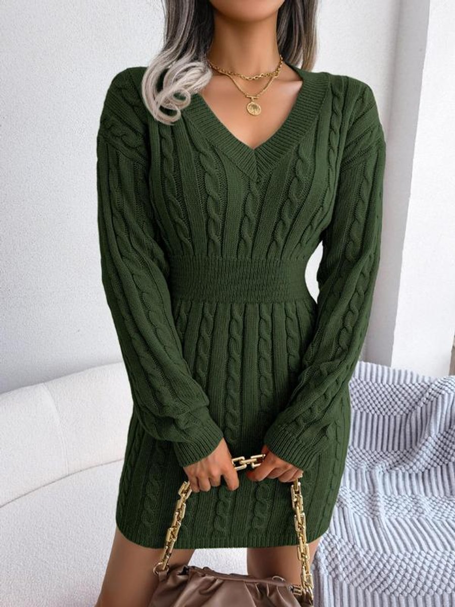 Women's Fitted Cable Knit Jumper Dress in Armeegrün