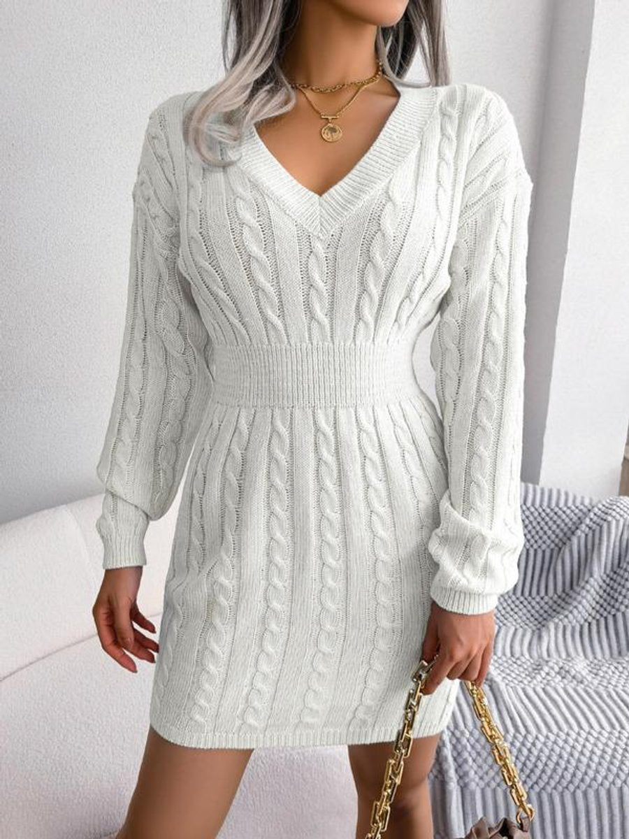 Women's Fitted Cable Knit Jumper Dress in Cremeweiß