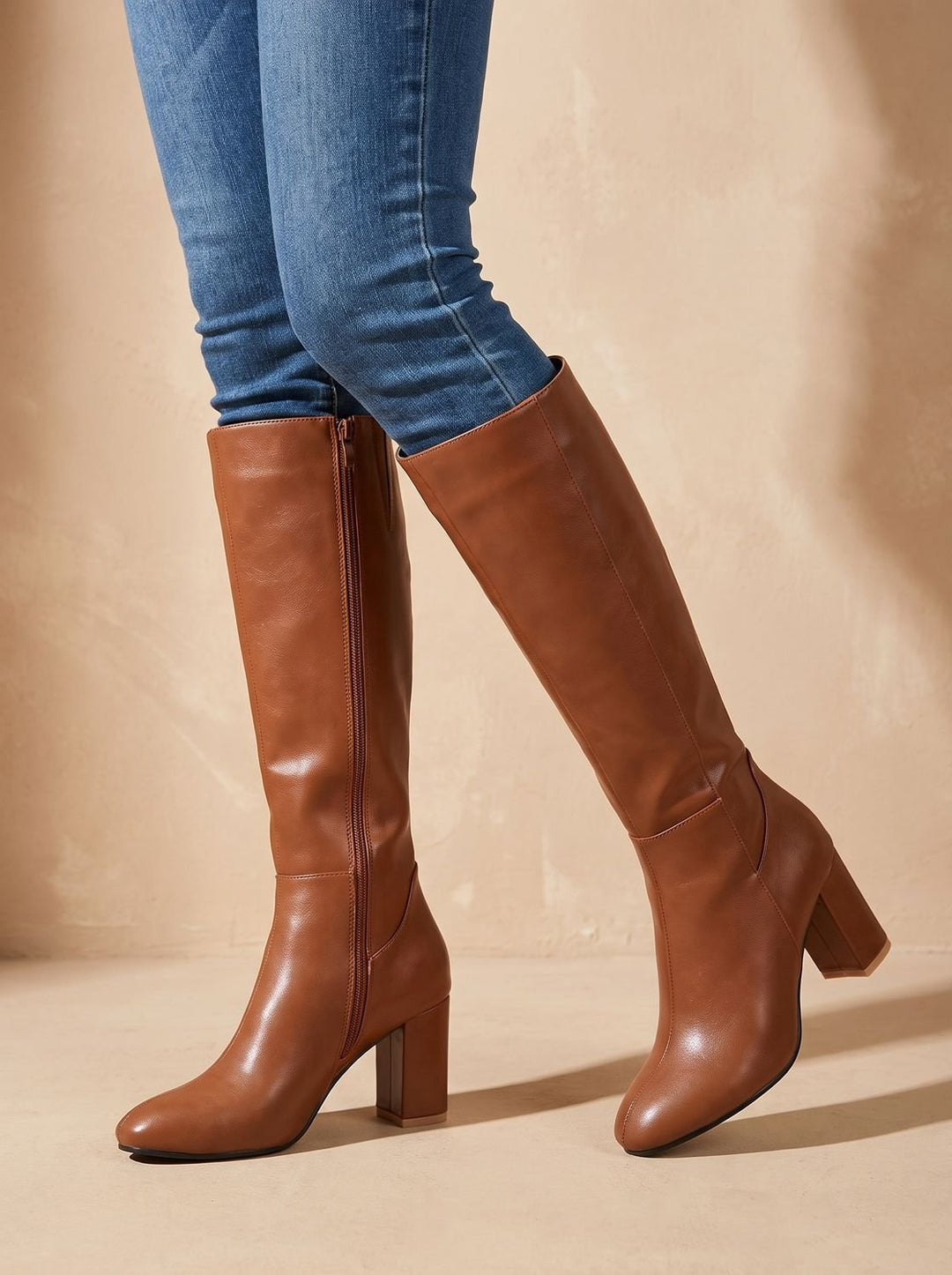 Women's Knee-High Black Cowboy Boots (6)