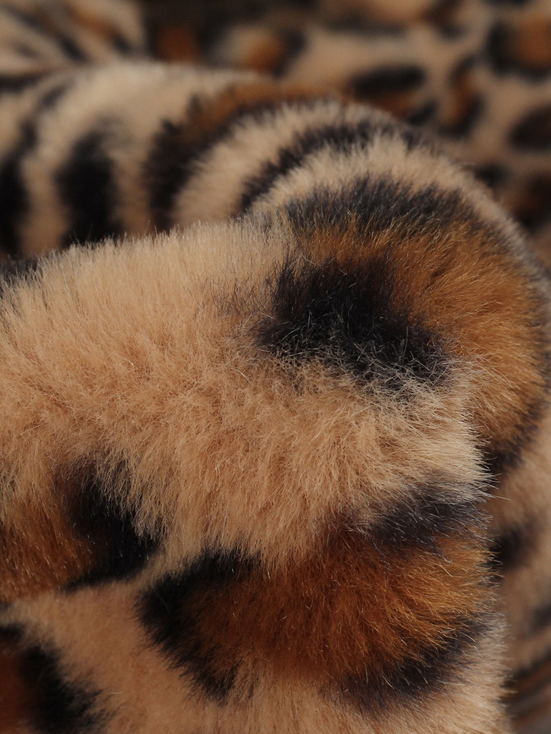 Women's Leopard Faux Fur Winter Coat (8)