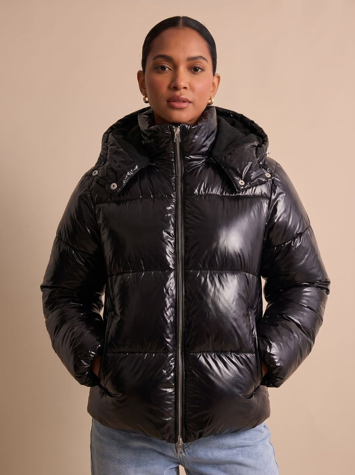 Women's Long Puffer Coat for Winter Commutes (3)