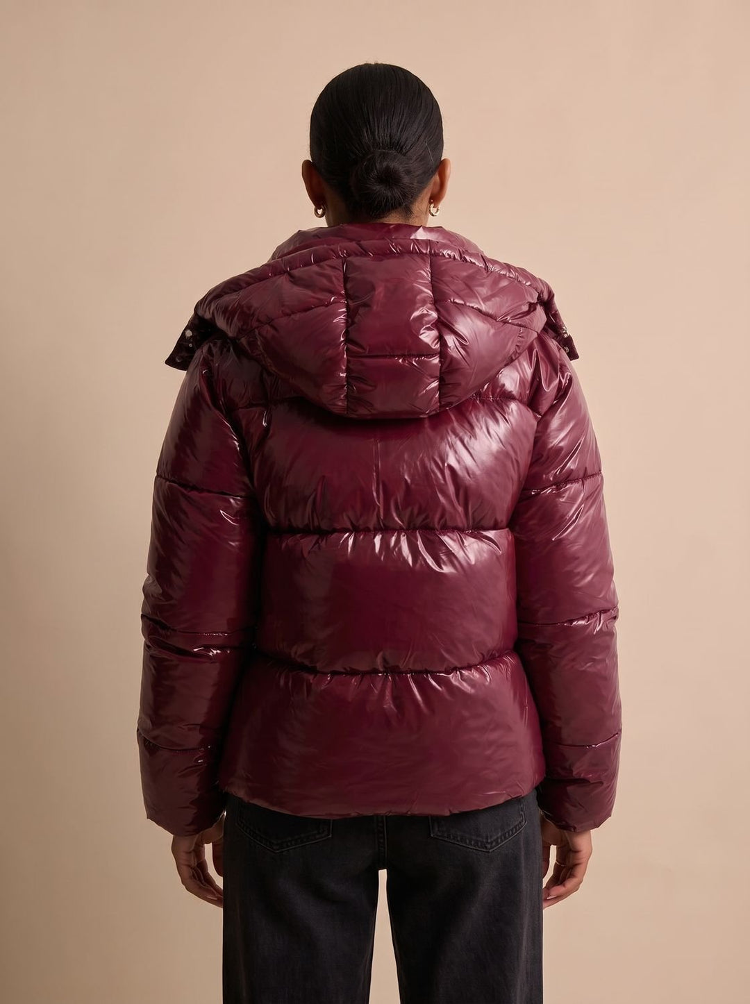 Women's Long Puffer Coat for Winter Commutes (5)