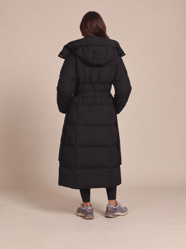 Women's Long Puffer Coat for Winter Commuting (3)