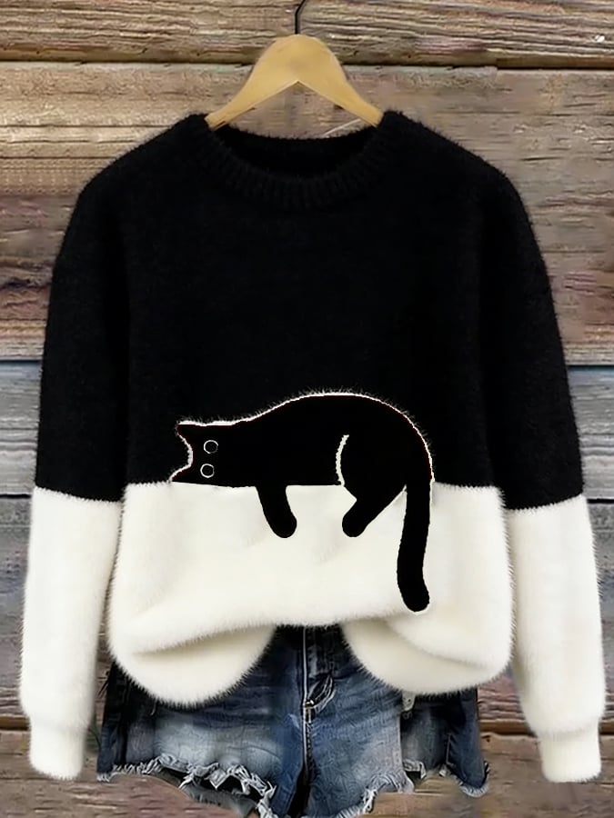 Women's Oversized Casual Jumper with Cat Motif in Black
