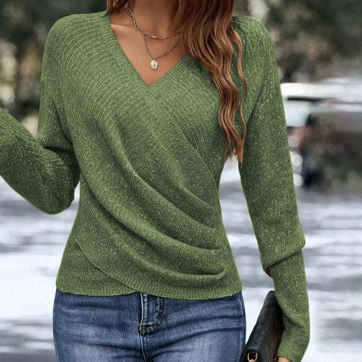 Women's Refined V-Neck Knit Pullover for Autumn in Green