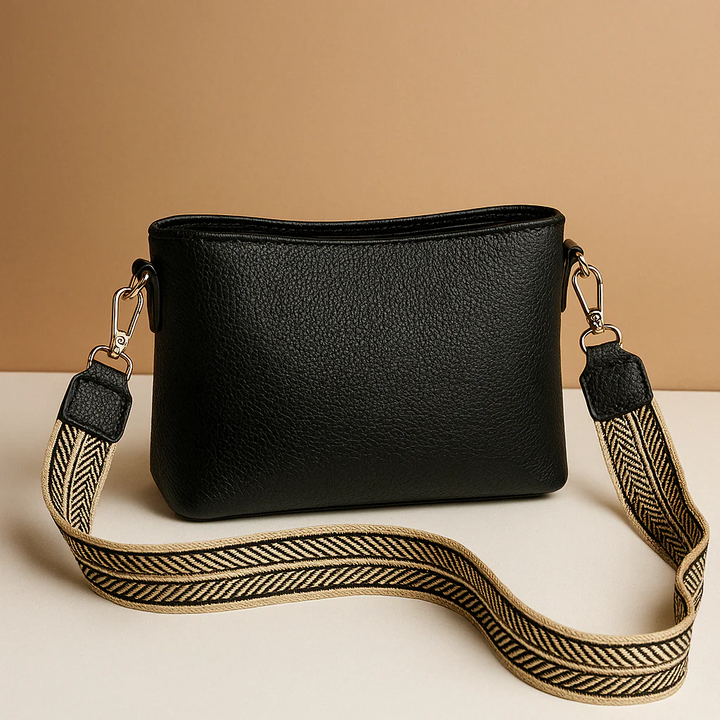Women's Spacious Tote Bag for Everyday Travel in Black