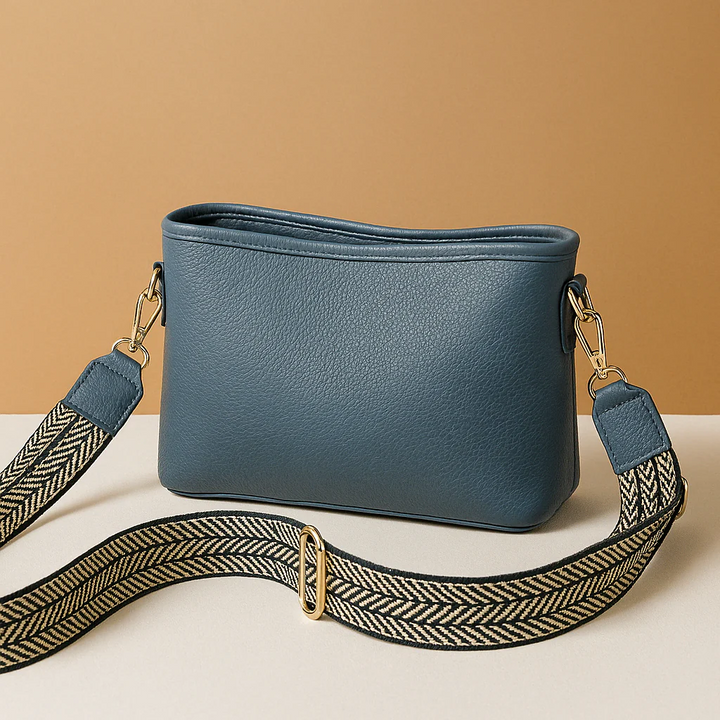 Women's Spacious Tote Bag for Everyday Travel in Blue