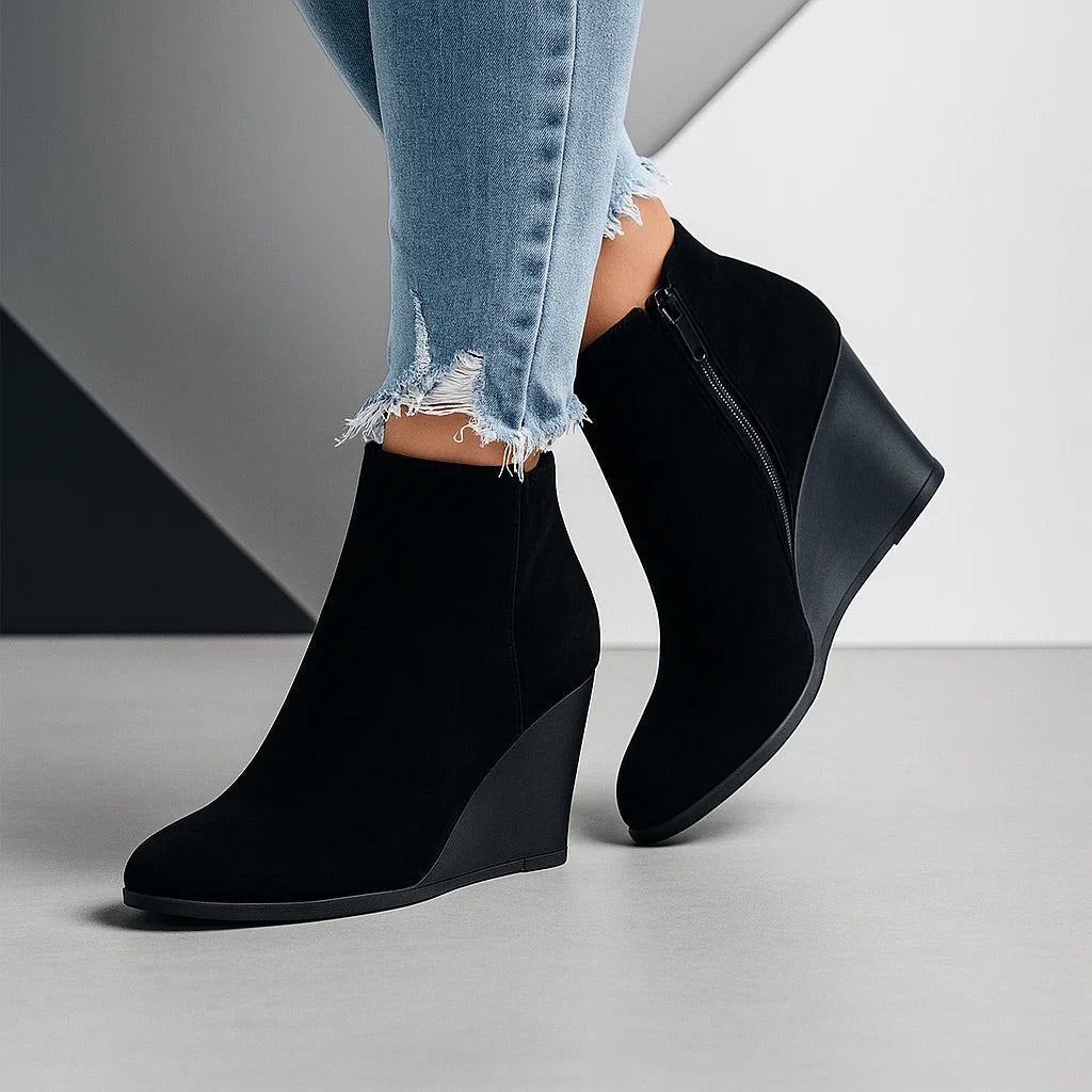 Women's Suede Wedge Ankle Boots (6)