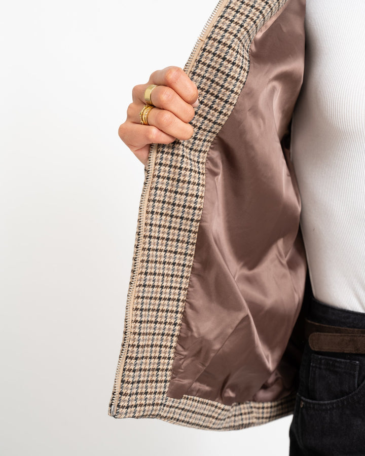 Women's Trench Coat in Checked Pattern in Beige 9