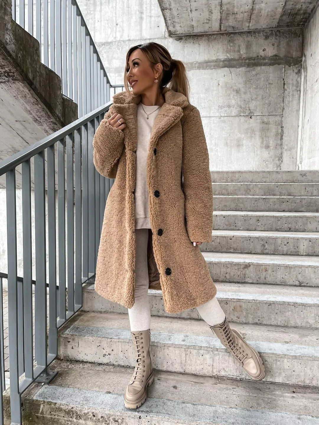 Women's Velvet Trench Coat for Autumn