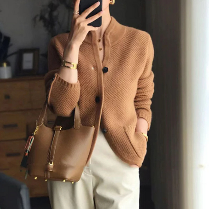Women's Warm Knit Cardigan for Layered Elegance in Brown